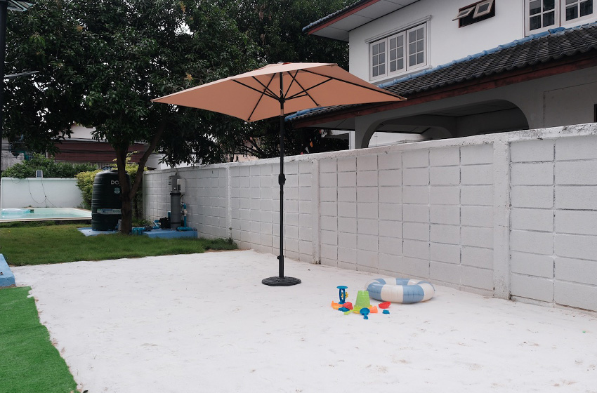 House with Private Pool in Sukhumvit 